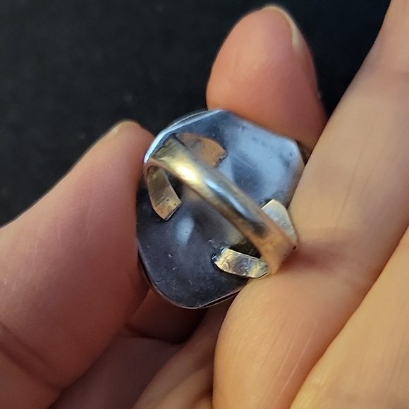 Vintage Navajo Turquoise Silver Ring - Picture 2 of 8